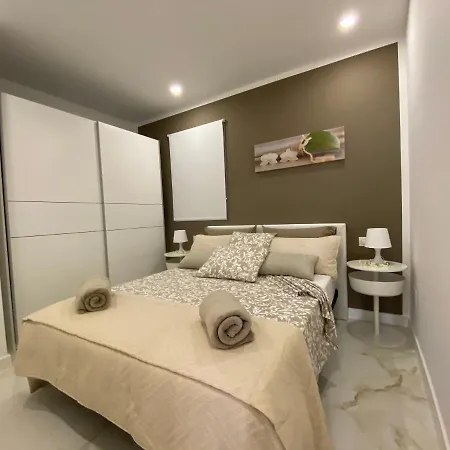 Mareverde 公寓式酒店 阿德耶