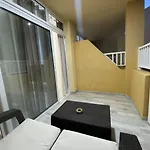 Ξενοδοχείο με διαμερίσματα Mareverde Costa Adeje (Tenerife)